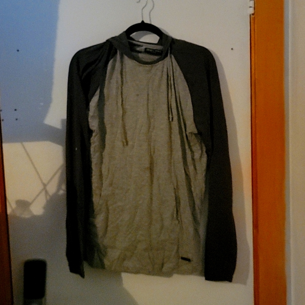 Long Sleeves Hoodie - image 1